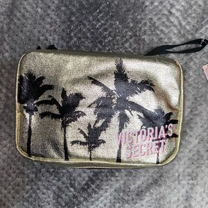 Victoria’s Secret Cosmetic Case!!